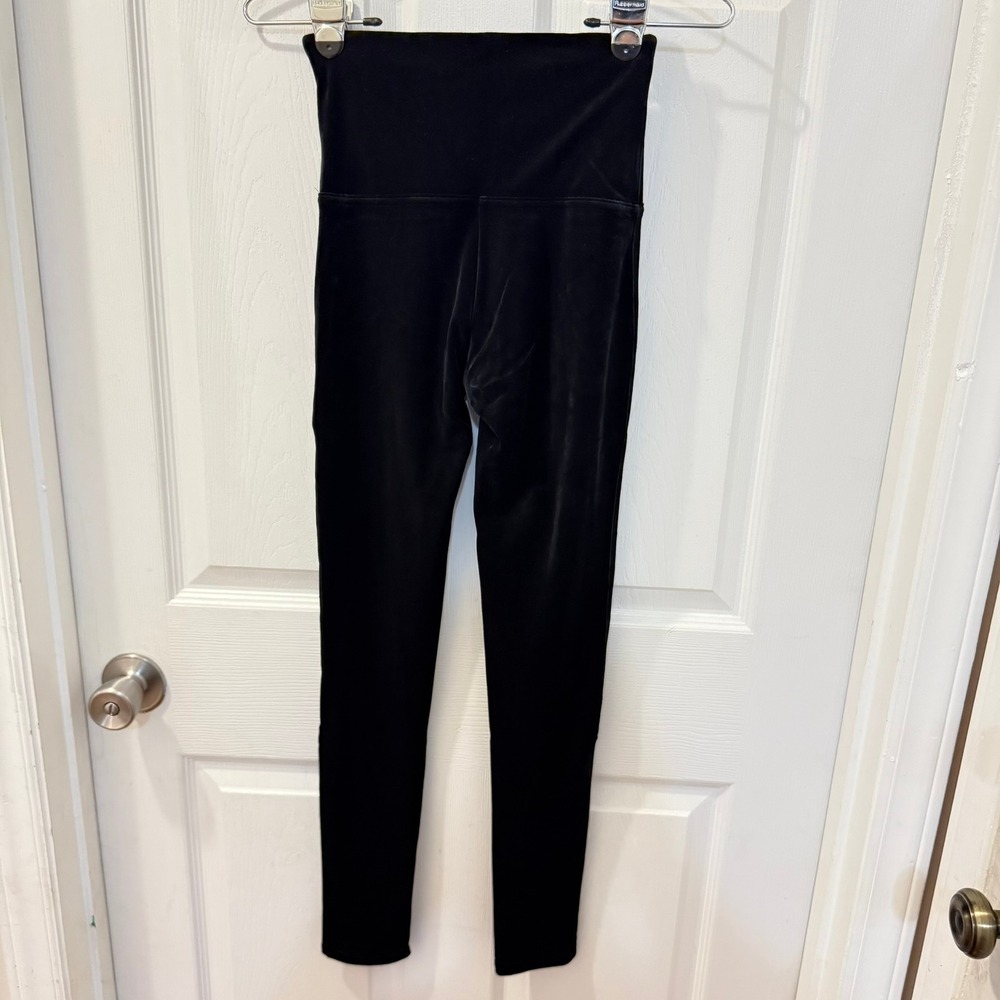 SPANX Black Velvet High Waisted Stretch Shaping Leggings Pants Womens Size Small - Picture 6 of 8